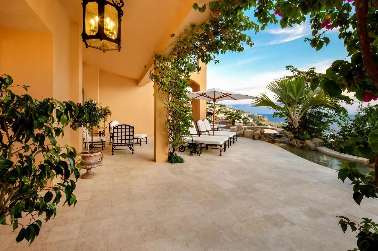 Exquisite Villa With Awesome Views & Staff In Pedregal!カボ・サン・ルーカス