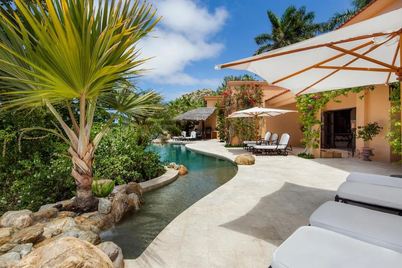 Exquisite Villa With Awesome Views & Staff In Pedregal!カボ・サン・ルーカス