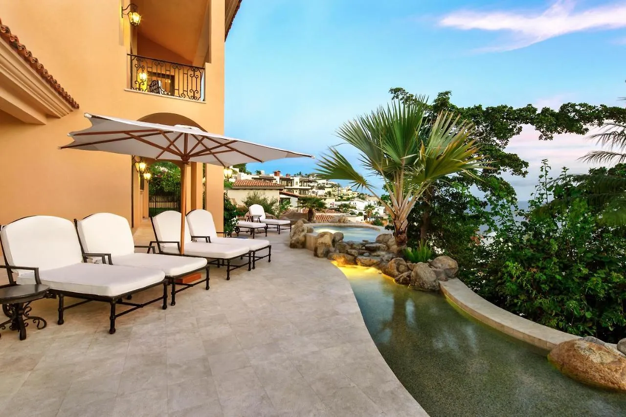 Exquisite Villa With Awesome Views & Staff In Pedregal!カボ・サン・ルーカス